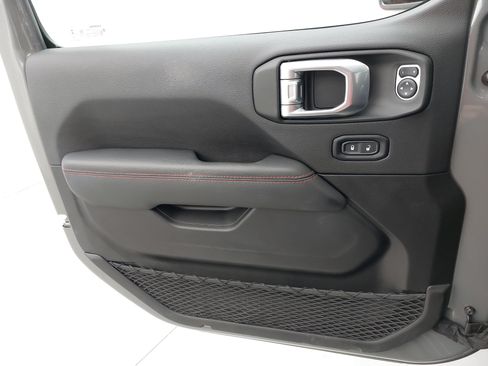 Used 2022 Jeep Wrangler Unlimited Rubicon w/ Xtreme Recon 35" Tire Package AWD/4WD image 28
