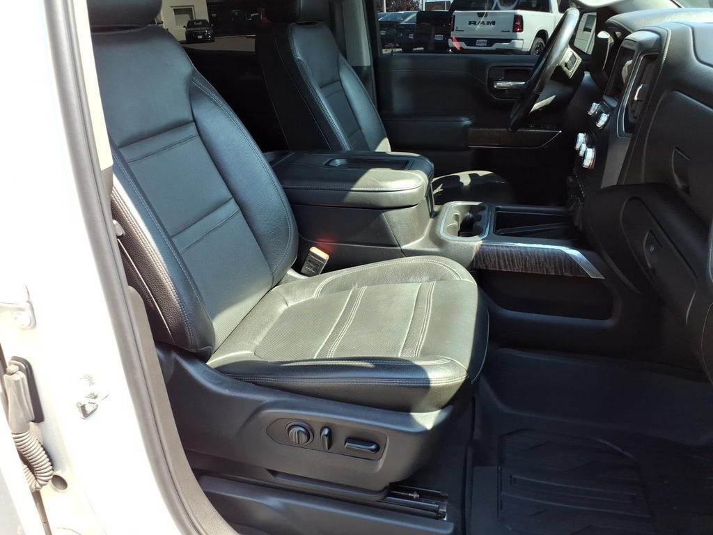 Used 2019 GMC Sierra 1500 Denali w/ Denali Ultimate Package AWD/4WD image 14
