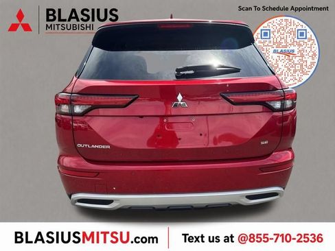 Used 2024 Mitsubishi Outlander SE AWD/4WD image 9