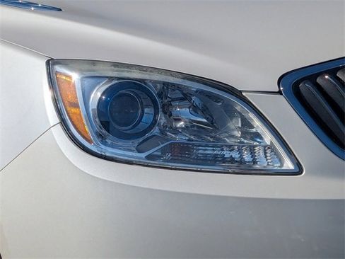 Used 2014 Buick Verano image 10
