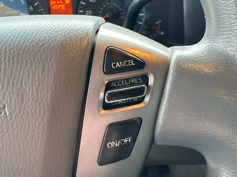 Used 2016 Nissan NV 2500 SV image 19