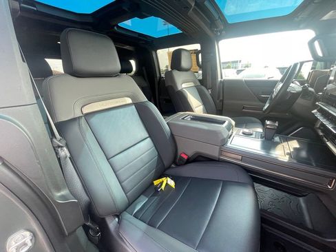 Used 2024 GMC Hummer EV 3X AWD/4WD image 28