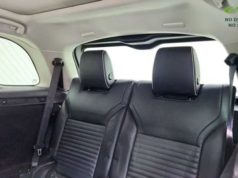 Used 2018 Land Rover Discovery HSE Luxury AWD/4WD image 37