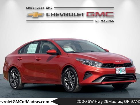 Used 2023 Kia Forte LXS FWD image 1