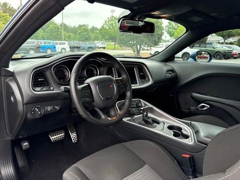 Used 2021 Dodge Challenger R/T Scat Pack w/ Driver Convenience Group RWD image 14