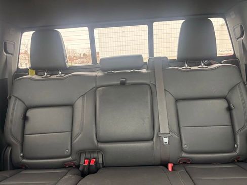 Used 2023 Chevrolet Silverado 1500 LT Trail Boss w/ LT Trail Boss Premium Package image 13