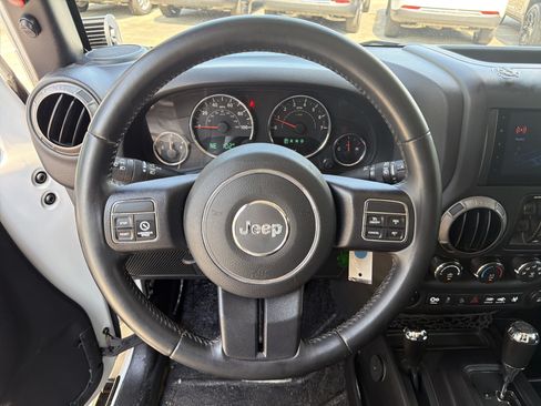 Used 2016 Jeep Wrangler Unlimited Sport w/ Quick Order Package 24S AWD/4WD image 24