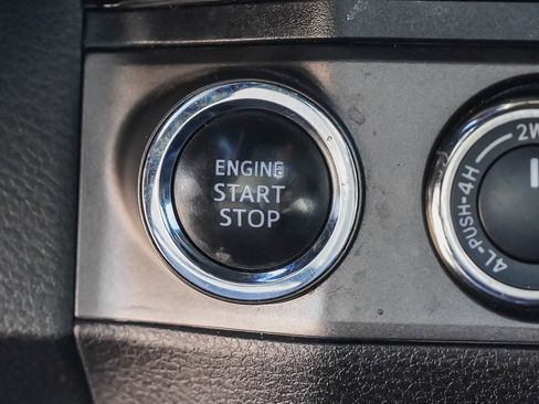 Used 2018 Toyota Tacoma TRD Sport image 36