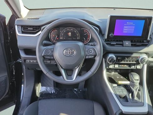 Used 2024 Toyota RAV4 XLE w/ Convenience Package image 15