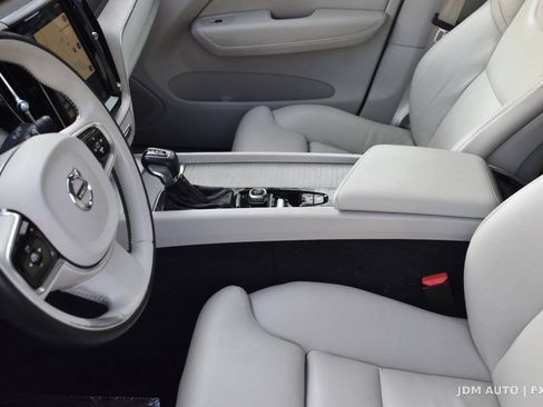 Used 2018 Volvo XC60 T6 Inscription w/ Convenience Package AWD/4WD image 30