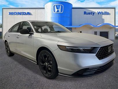 New 2025 Honda Accord SE