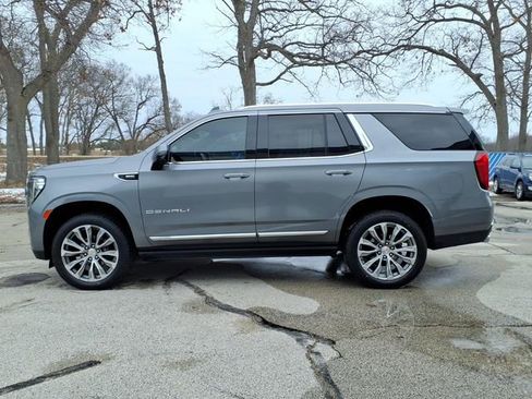 Used 2021 GMC Yukon Denali w/ Denali Ultimate Package AWD/4WD image 18