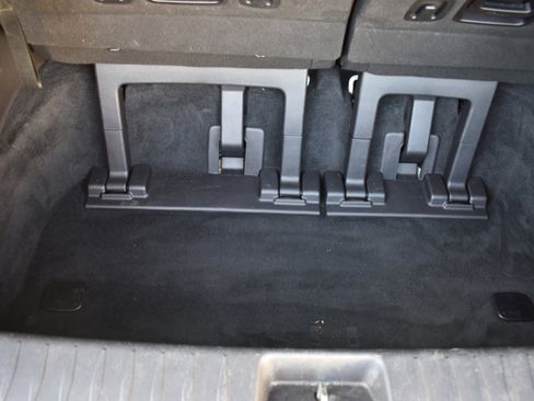 Used 2022 Kia Carnival SX image 36