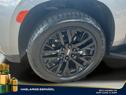 Used 2023 GMC Yukon SLT image 10