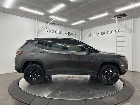 Used 2023 Jeep Compass Trailhawk image 8