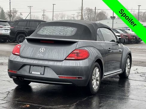 Used 2018 Volkswagen Beetle 2.0T S image 28