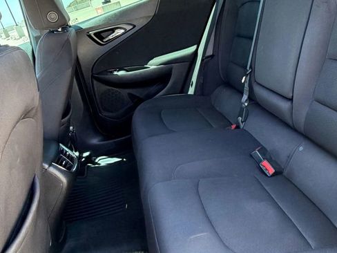 Used 2022 Chevrolet Malibu LT FWD image 18