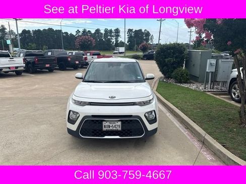 Used 2020 Kia Soul S FWD image 2