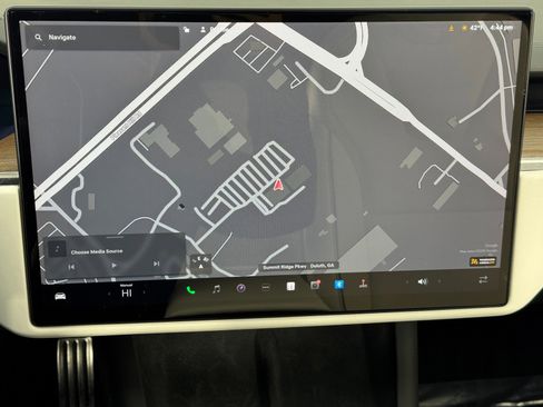 Used 2021 Tesla Model S Plaid image 23