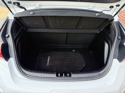 Used 2019 Hyundai Veloster 2.0 image 17