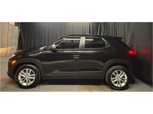Used 2023 Chevrolet TrailBlazer LS FWD image 8