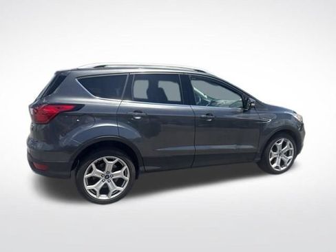 Used 2019 Ford Escape Titanium FWD image 5