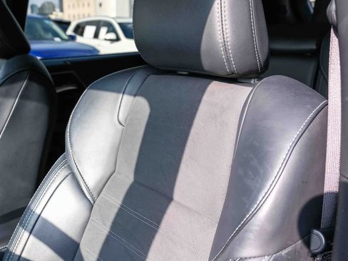 Used 2024 Mitsubishi Outlander SE AWD/4WD image 19