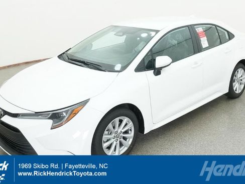New 2026 Toyota Corolla LE FWD image 1