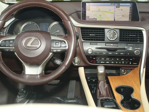 Used 2018 Lexus RX 350L AWD image 4