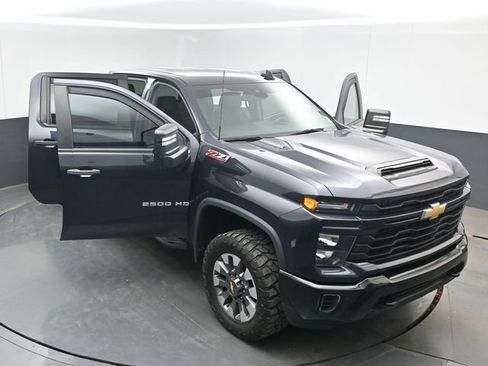 Used 2024 Chevrolet Silverado 2500 Custom w/ Custom Value Package AWD/4WD image 45
