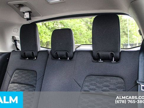 Used 2025 Nissan Pathfinder SV FWD image 19