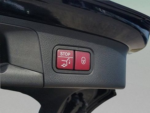 Used 2026 Mercedes-Benz GLA 250 image 8