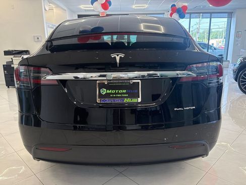 Used 2020 Tesla Model X AWD/4WD image 11