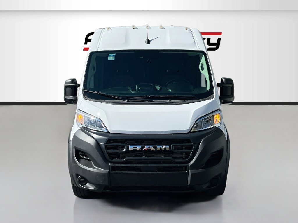Used 2025 RAM ProMaster 2500 FWD image 2
