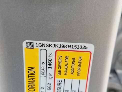 Used 2019 Chevrolet Suburban Premier AWD/4WD image 25