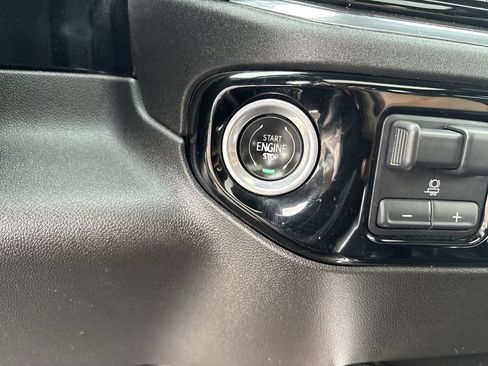 Certified 2023 Chevrolet Silverado 1500 LTZ w/ LTZ Premium Package AWD/4WD image 21