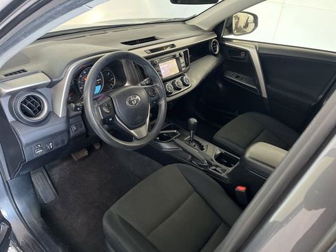 Used 2016 Toyota RAV4 LE AWD/4WD image 25