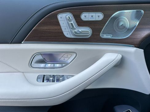 New 2026 Mercedes-Benz GLE 63 AMG S image 11
