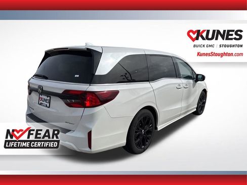 Used 2025 Honda Odyssey Sport-L image 11