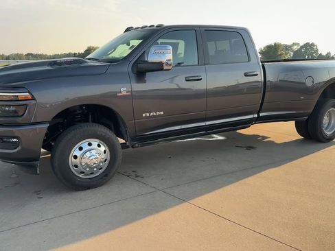 New 2026 RAM 3500 Laramie image 5