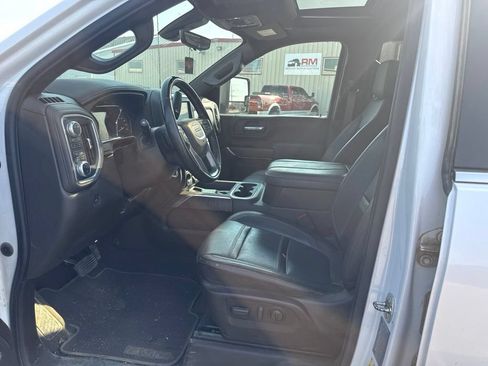 Used 2023 GMC Sierra 3500 Denali w/ Denali Ultimate Package AWD/4WD image 8