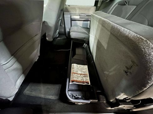 Used 2011 Ford F250 XLT w/ XLT Interior Pkg image 23