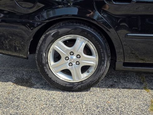 Used 2002 Ford Taurus SEL FWD image 12