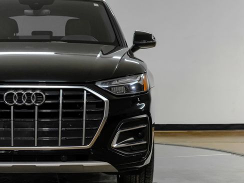 Used 2023 Audi Q5 2.0T Premium w/ Convenience Package AWD/4WD image 51