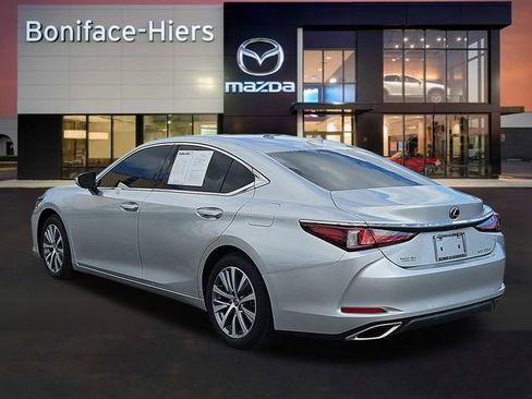 Used 2019 Lexus ES 350 F Sport image 3