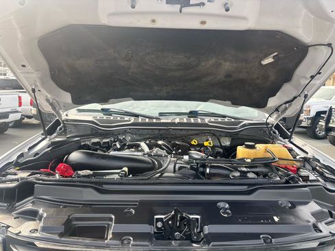 Used 2019 Ford F250 Lariat w/ Lariat Ultimate Package image 17