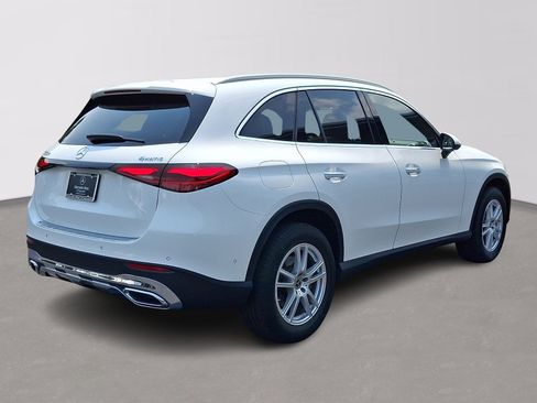 Certified 2023 Mercedes-Benz GLC 300 4MATIC image 4