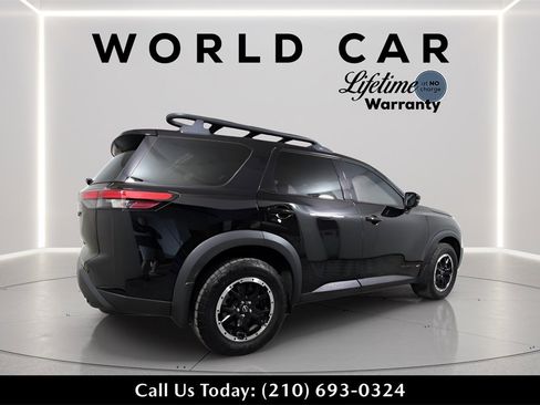 Used 2024 Nissan Pathfinder Rock Creek image 8
