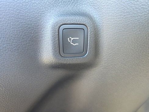 New 2026 Jeep Compass Limited image 11