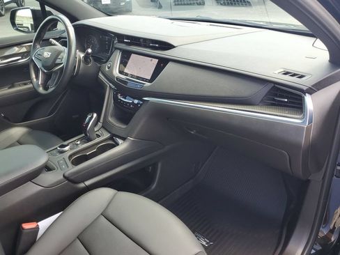 Certified 2022 Cadillac XT5 Sportv w/ Technology Package AWD/4WD image 30